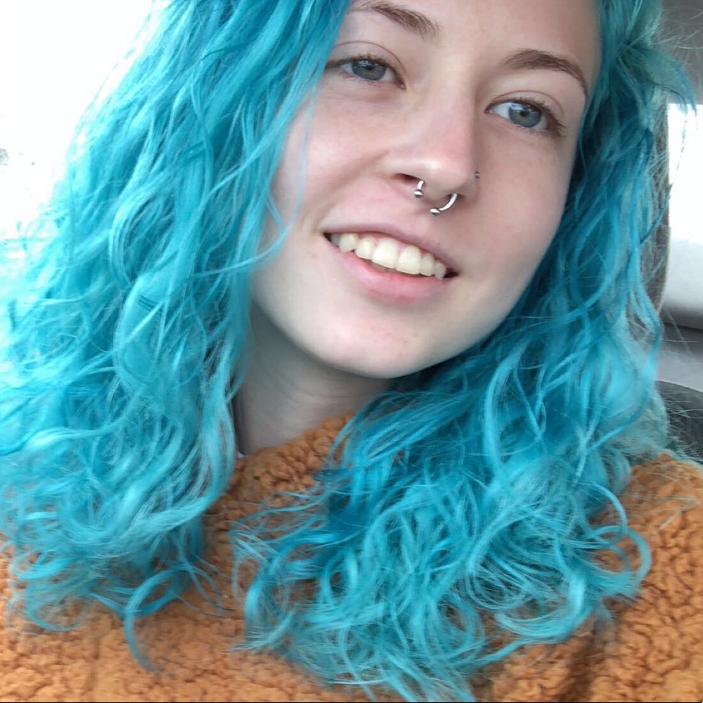 Meet your Posher, Arielle